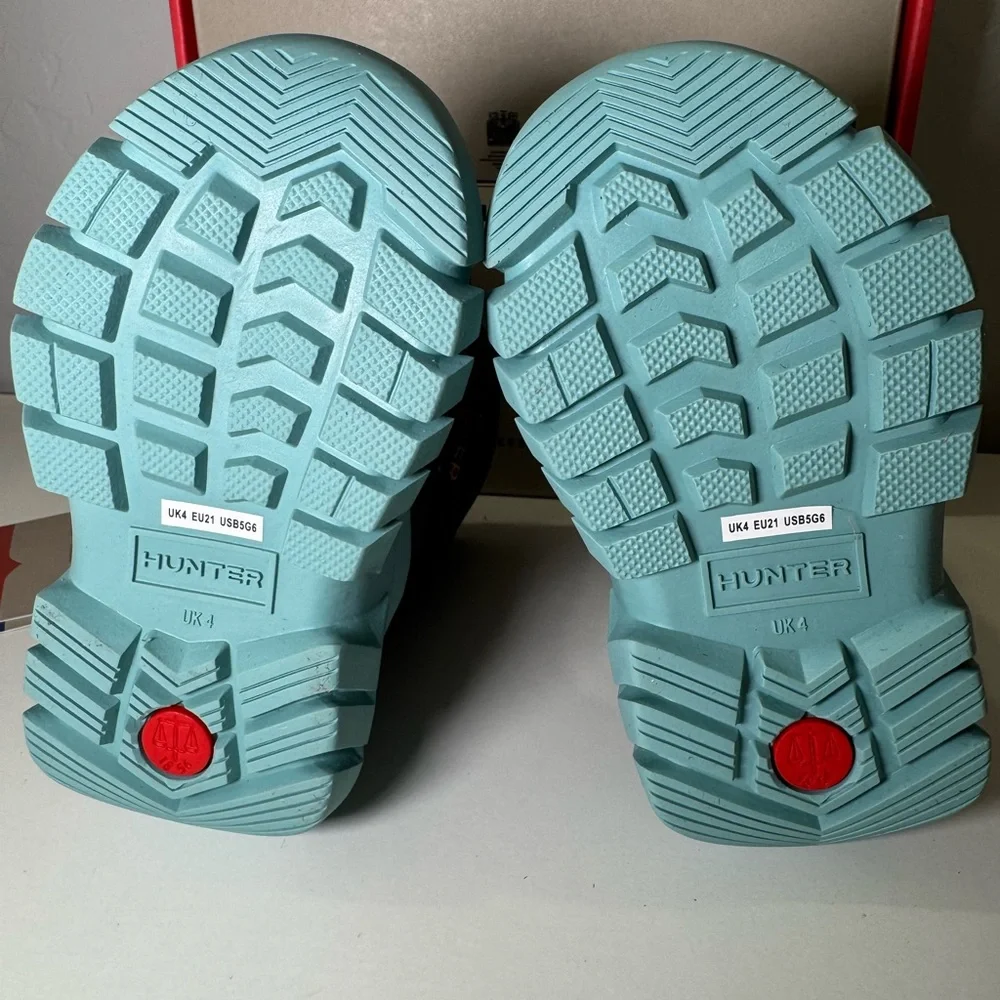 NWT Hunter cold weather snow boots 5M infant